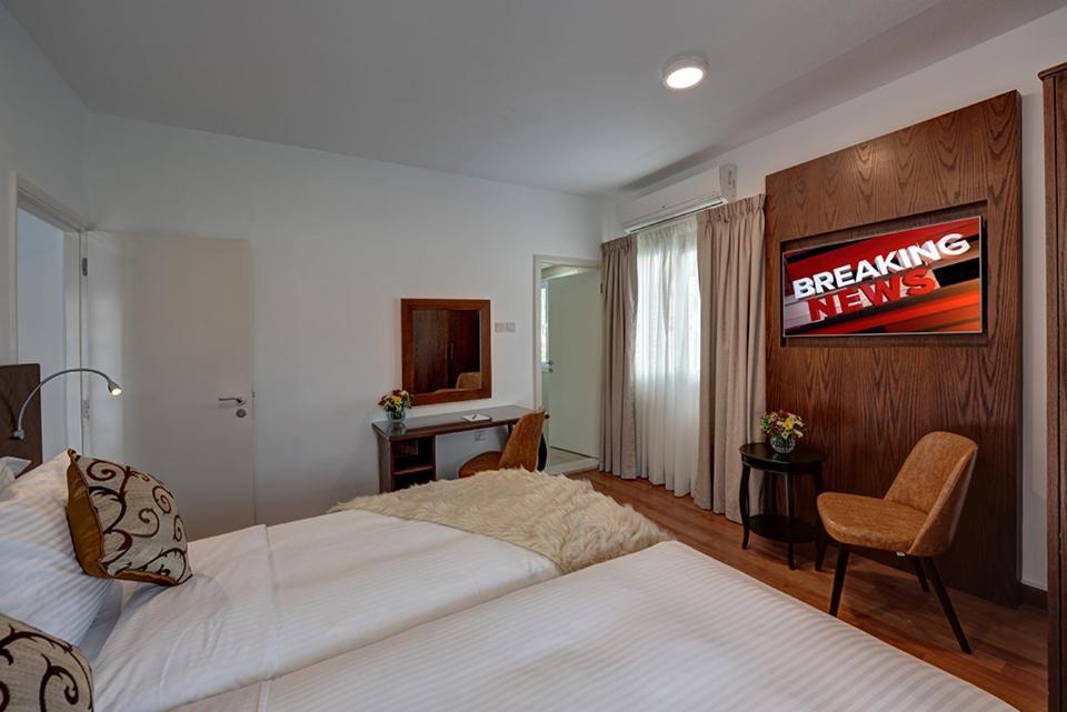 J5 Four Bedroom Villa Holiday Home In Al Wasl For Families Only Dubai Dış mekan fotoğraf