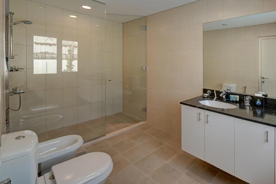 J5 Four Bedroom Villa Holiday Home In Al Wasl For Families Only Dubai Dış mekan fotoğraf